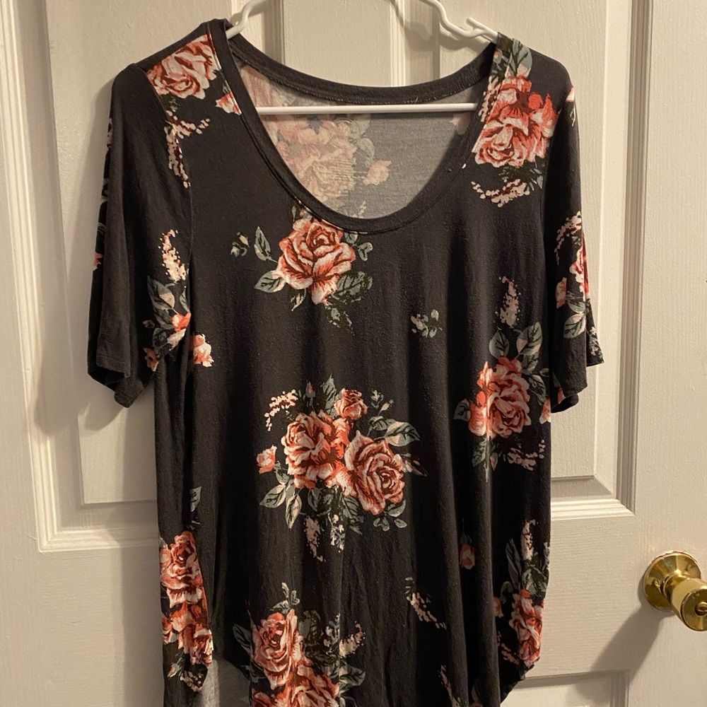 Floral Print Women's Top - Black with Red Roses